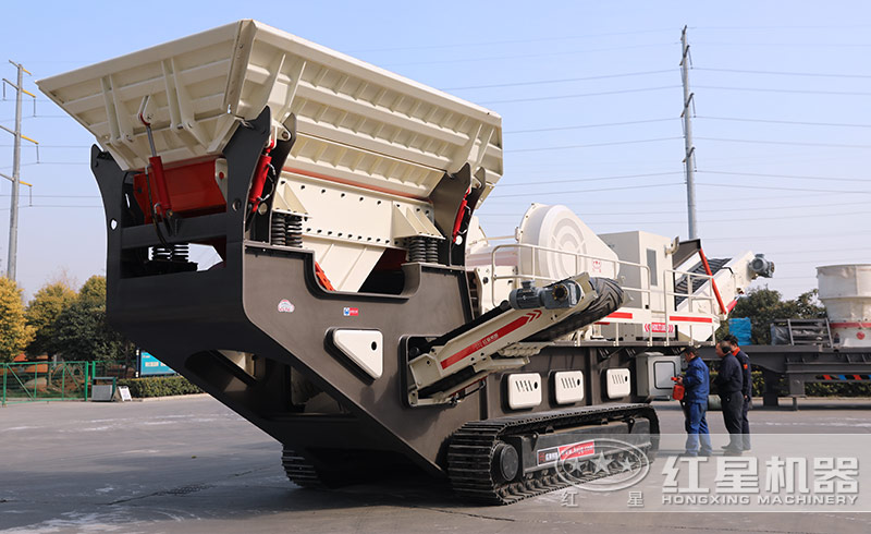 履帶式移動破碎機(jī)