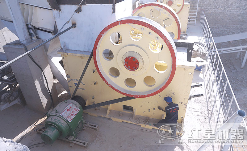 環(huán)保破碎機(jī)生產(chǎn)線(xiàn)現(xiàn)場(chǎng)實(shí)拍